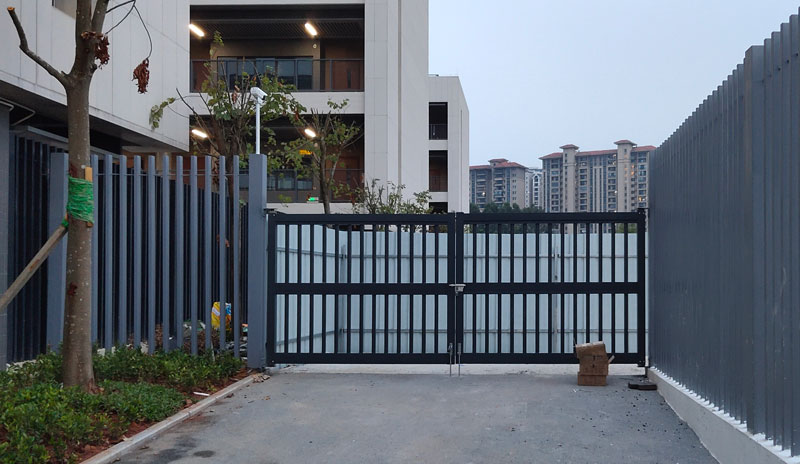 The entrance of Guangzhou Tian'en Bilingual School 3